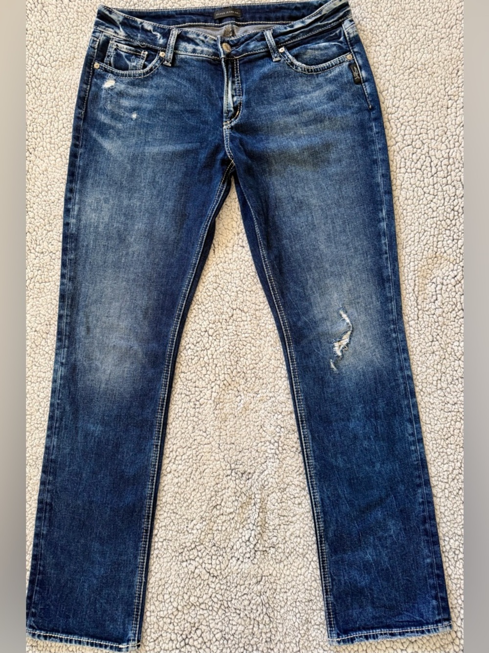 Silver Jeans Women’s Dark Blue Slim Straight Jeans with Distressed Details